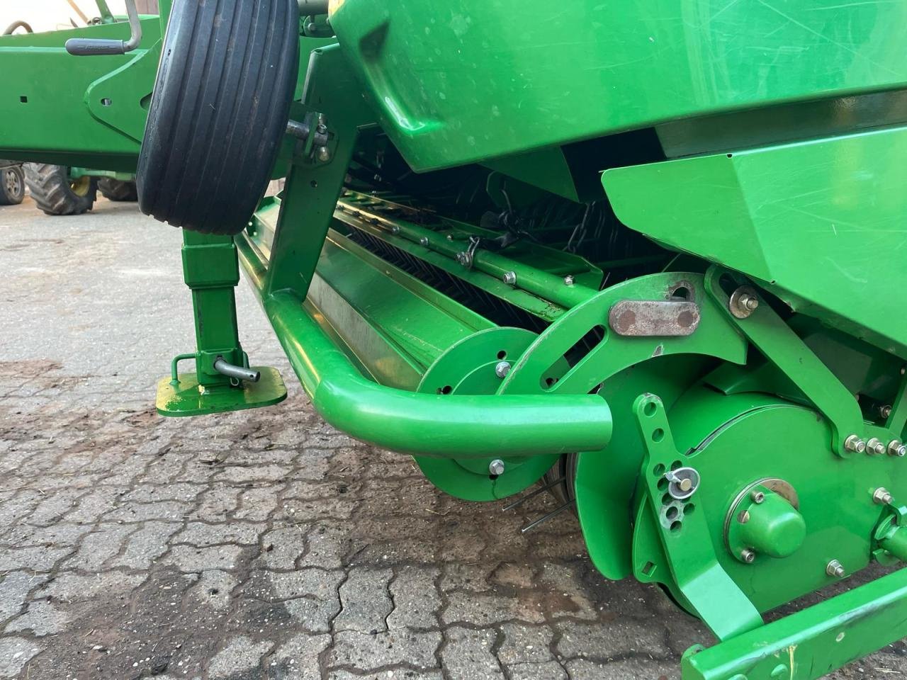 Rundballenpresse des Typs John Deere 990 Premium, Gebrauchtmaschine in Zweibrücken (Bild 3)