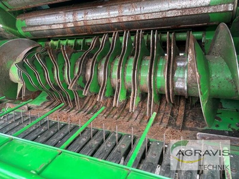 Rundballenpresse от тип John Deere 990, Gebrauchtmaschine в Meppen (Снимка 20)