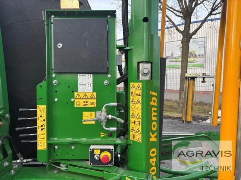 Rundballenpresse от тип John Deere 990, Gebrauchtmaschine в Meppen (Снимка 8)