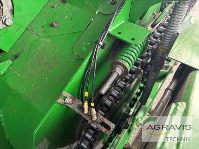 Rundballenpresse от тип John Deere 990, Gebrauchtmaschine в Meppen (Снимка 16)