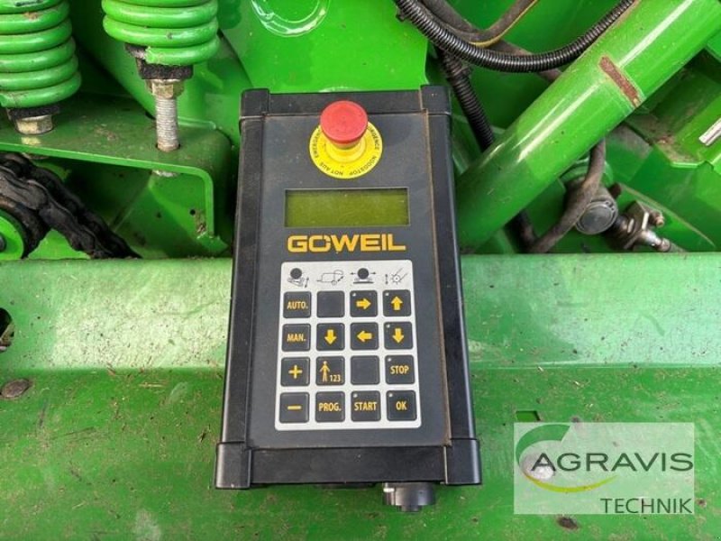 Rundballenpresse от тип John Deere 990, Gebrauchtmaschine в Meppen (Снимка 11)