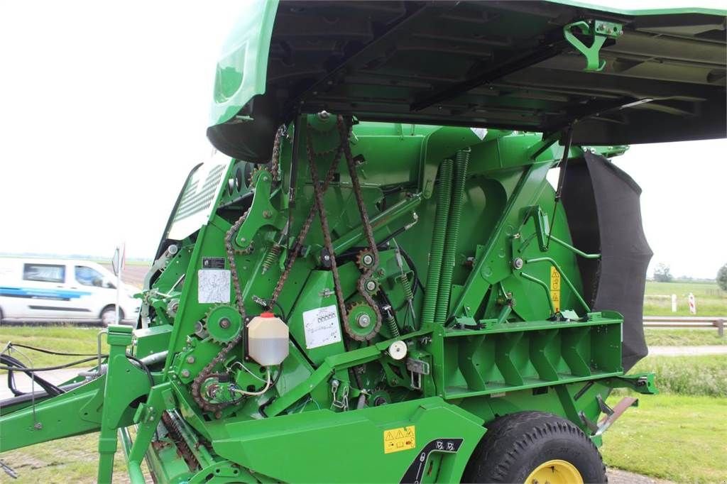 Rundballenpresse van het type John Deere 990, Gebrauchtmaschine in Bant (Foto 3)