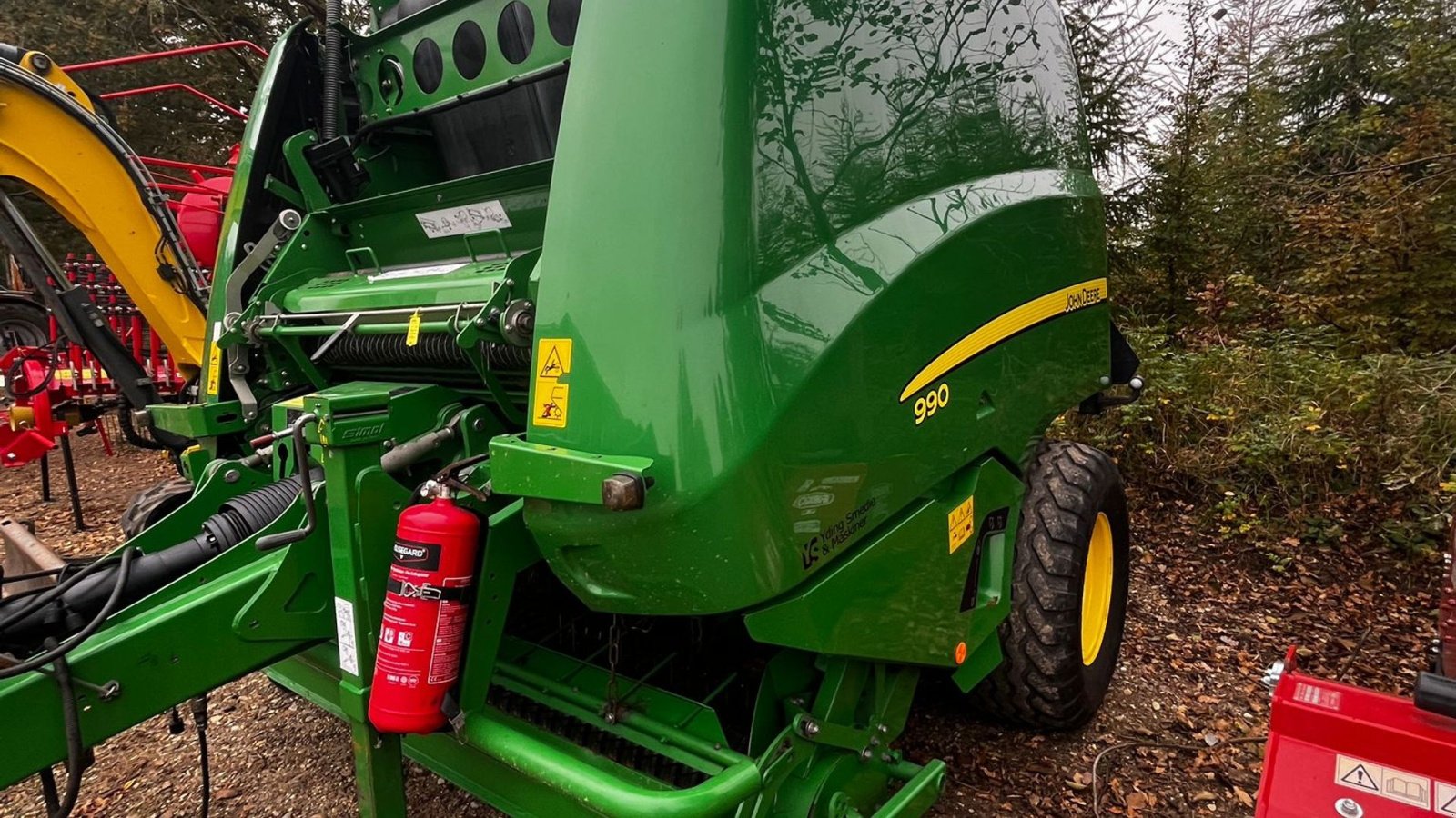 Rundballenpresse des Typs John Deere 990, Gebrauchtmaschine in Bredsten (Bild 3)