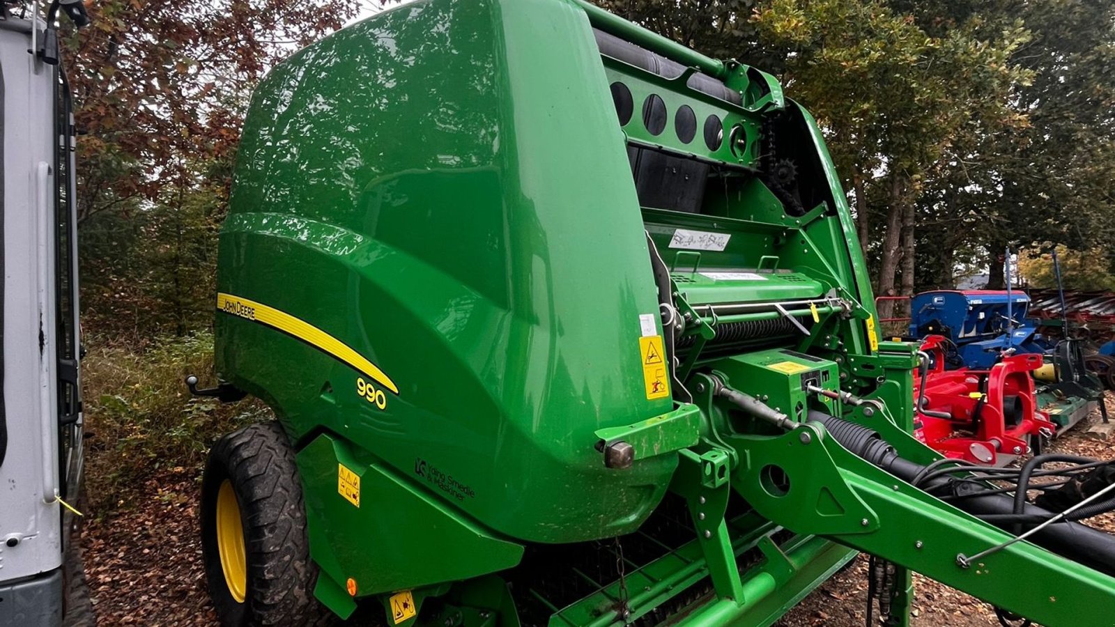 Rundballenpresse des Typs John Deere 990, Gebrauchtmaschine in Bredsten (Bild 2)