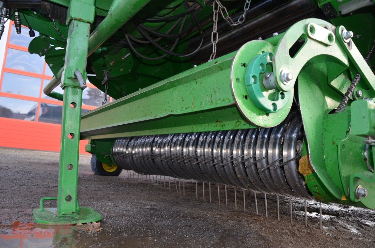 Rundballenpresse des Typs John Deere 990, Gebrauchtmaschine in Suhlendorf (Bild 10)