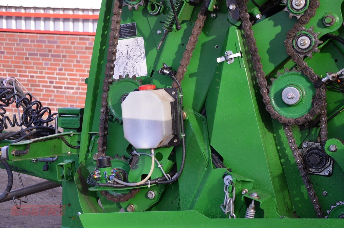 Rundballenpresse des Typs John Deere 990, Gebrauchtmaschine in Suhlendorf (Bild 16)