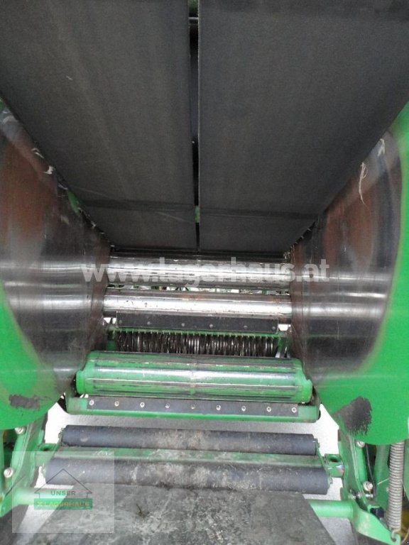 Rundballenpresse des Typs John Deere 990, Neumaschine in Freistadt (Bild 4)