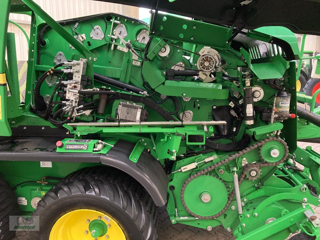 Rundballenpresse типа John Deere C441R HC25, Gebrauchtmaschine в Spelle (Фотография 12)