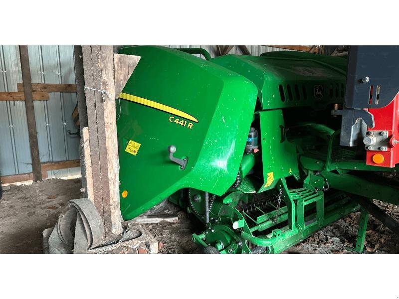Rundballenpresse del tipo John Deere C441R, Gebrauchtmaschine en Wargnies Le Grand (Imagen 3)