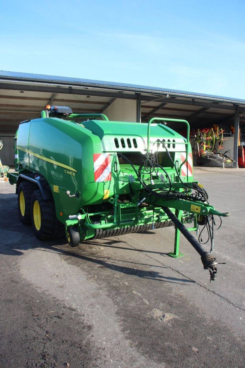 Rundballenpresse типа John Deere C441R, Gebrauchtmaschine в Antwerpen (Фотография 7)