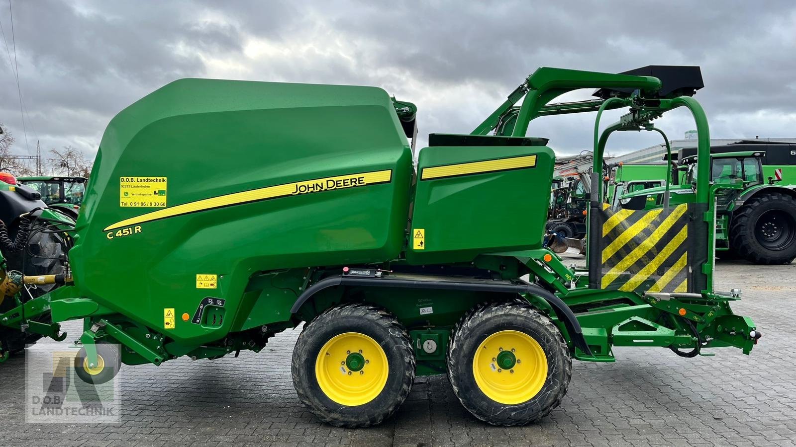 Rundballenpresse typu John Deere C451R, Gebrauchtmaschine v Regensburg (Obrázek 4)