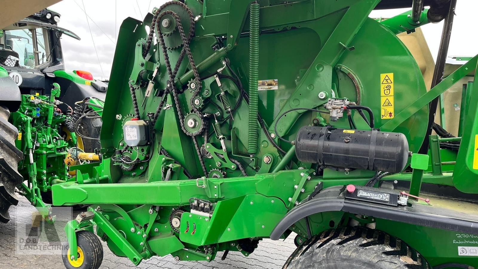 Rundballenpresse typu John Deere C451R, Gebrauchtmaschine v Regensburg (Obrázek 8)