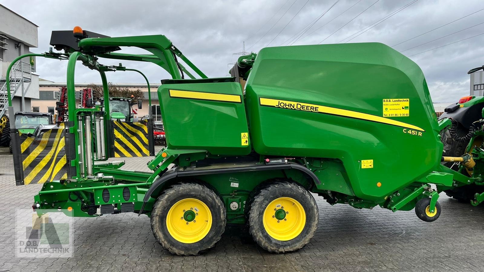 Rundballenpresse del tipo John Deere C451R, Gebrauchtmaschine en Regensburg (Imagen 3)