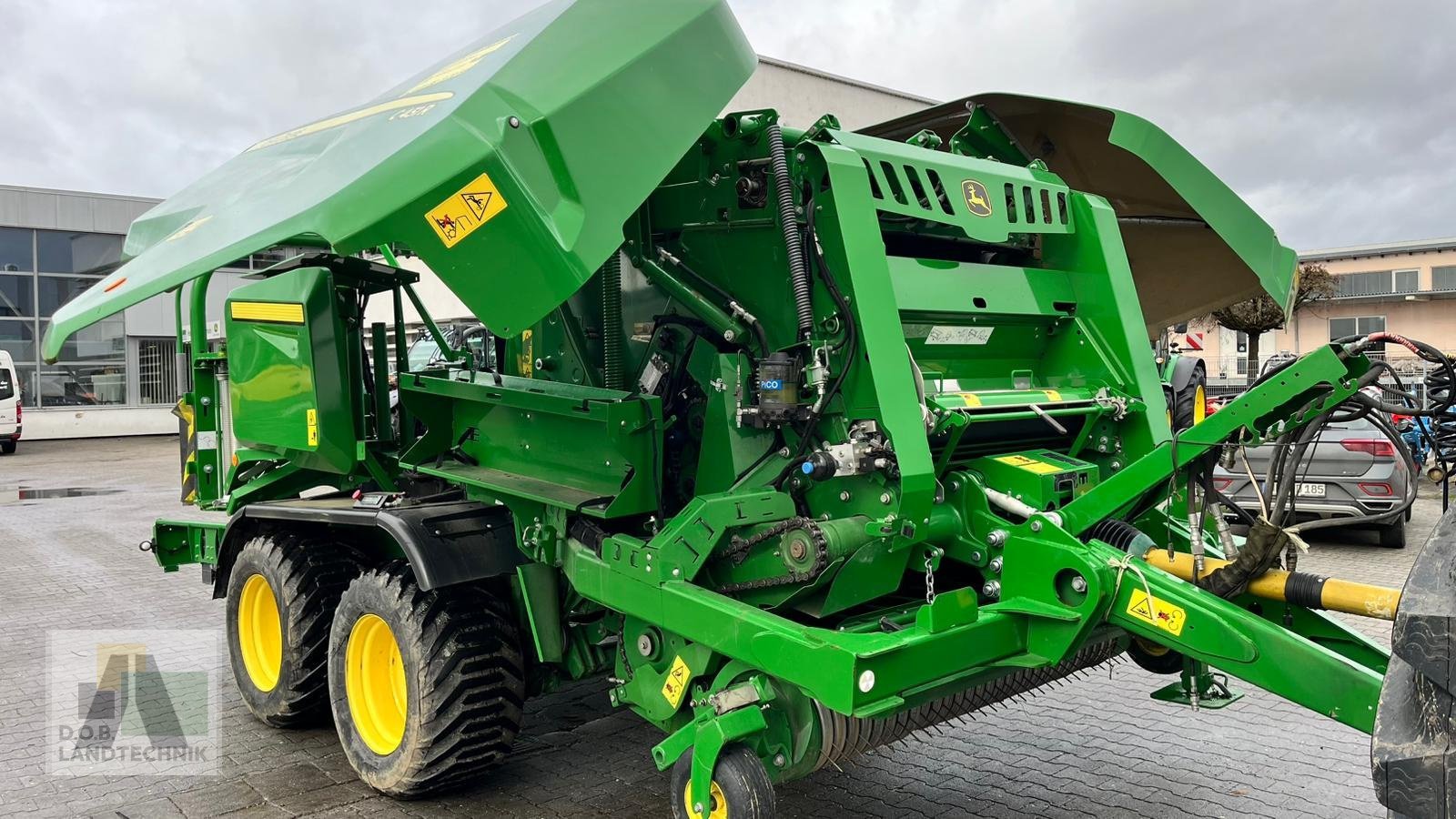 Rundballenpresse del tipo John Deere C451R, Gebrauchtmaschine en Regensburg (Imagen 5)