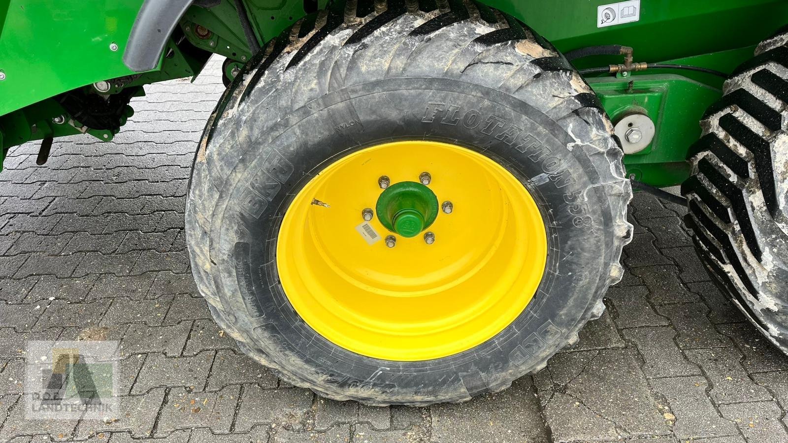 Rundballenpresse del tipo John Deere C451R, Gebrauchtmaschine en Regensburg (Imagen 16)