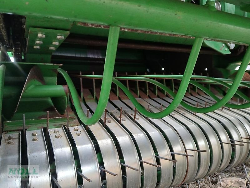 Rundballenpresse Türe ait John Deere F 440 E, Gebrauchtmaschine içinde Limburg (resim 3)