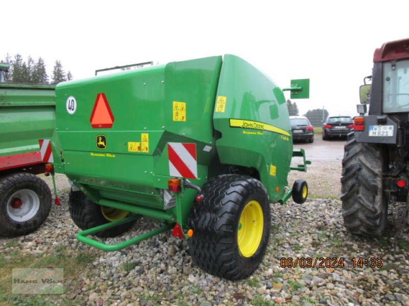 Rundballenpresse des Typs John Deere F 441 M, Neumaschine in Soyen (Bild 6)