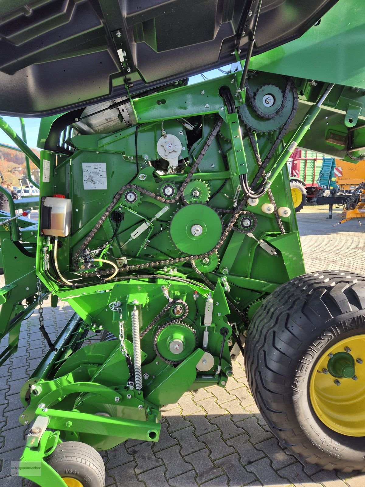 Rundballenpresse tipa John Deere F 441 M, Gebrauchtmaschine u Auerbach (Slika 10)