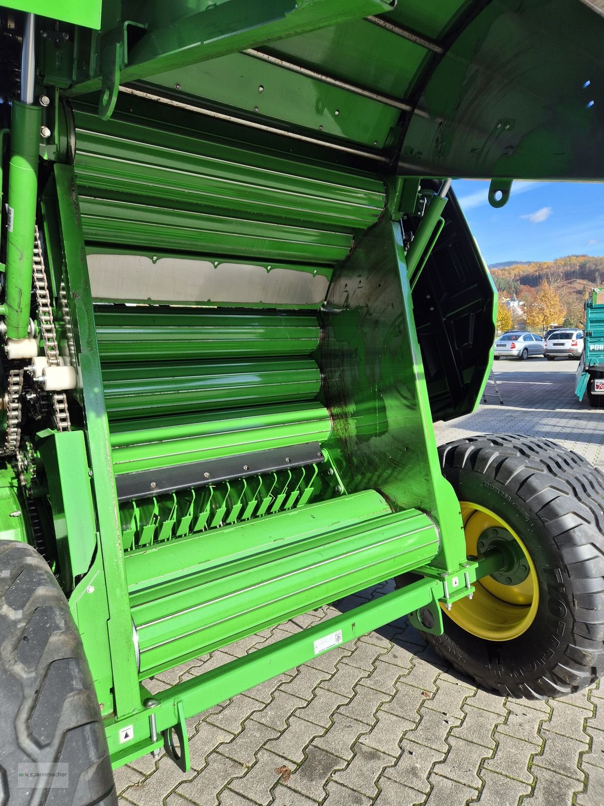 Rundballenpresse tipa John Deere F 441 M, Gebrauchtmaschine u Auerbach (Slika 7)