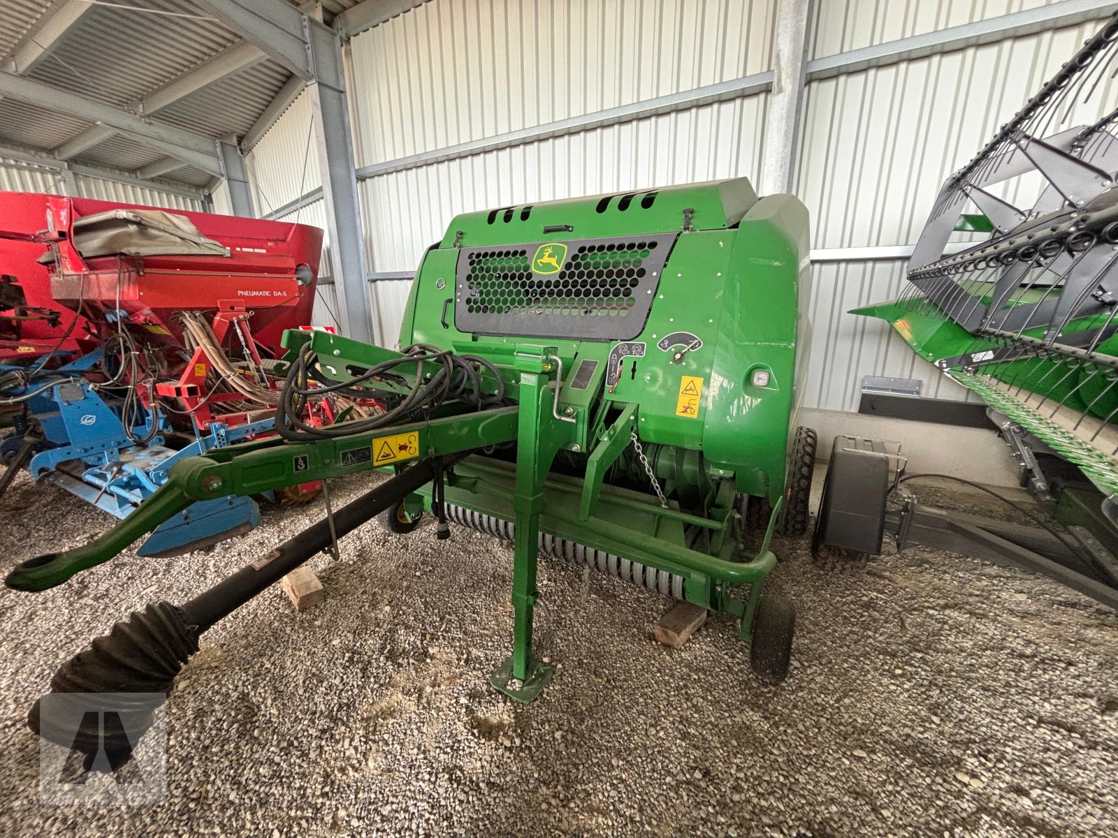 Rundballenpresse van het type John Deere F440 M, Gebrauchtmaschine in Langweid am Lech (Foto 2)