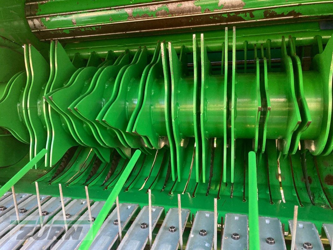 Rundballenpresse of the type John Deere F441 M Schneidwerk MultiCrop, Gebrauchtmaschine in Schöntal-Westernhausen (Picture 5)