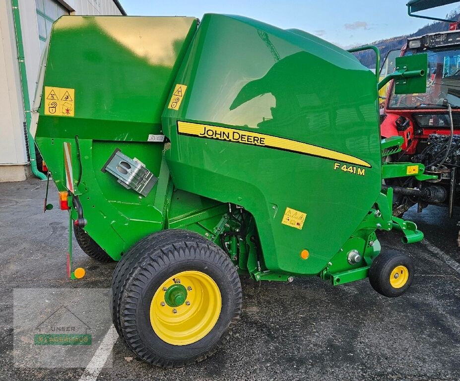 Rundballenpresse des Typs John Deere F441 M, Gebrauchtmaschine in St. Michael (Bild 10)