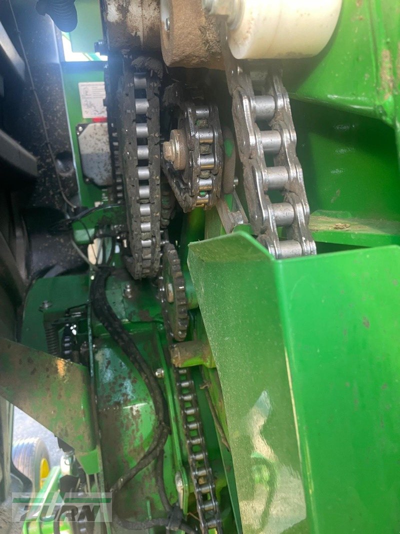 Rundballenpresse van het type John Deere F441M MultiCrop, Gebrauchtmaschine in Schöntal-Westernhausen (Foto 9)