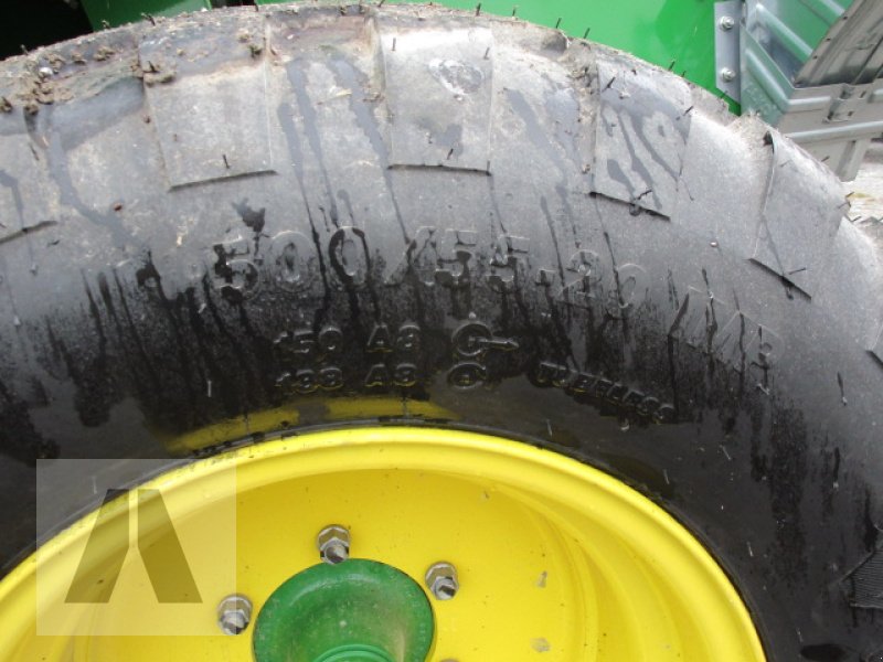 Rundballenpresse des Typs John Deere F441M, Neumaschine in Soyen (Bild 12)