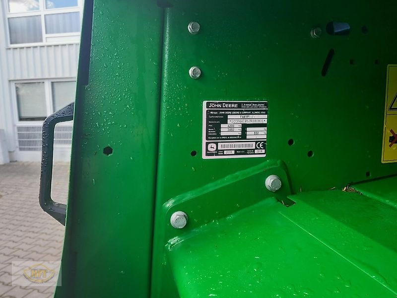 Rundballenpresse typu John Deere F441P, Gebrauchtmaschine v Waldkappel (Obrázek 3)