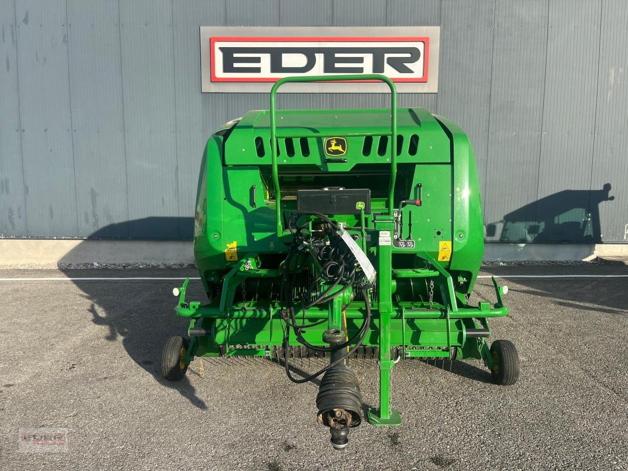 Rundballenpresse del tipo John Deere F441R, Gebrauchtmaschine In Luizhausen-Lonsee (Immagine 3)