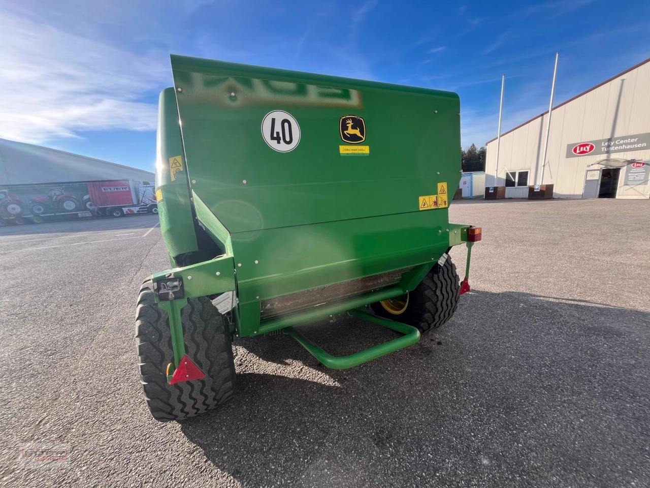 Rundballenpresse del tipo John Deere F441R, Gebrauchtmaschine In Luizhausen-Lonsee (Immagine 4)