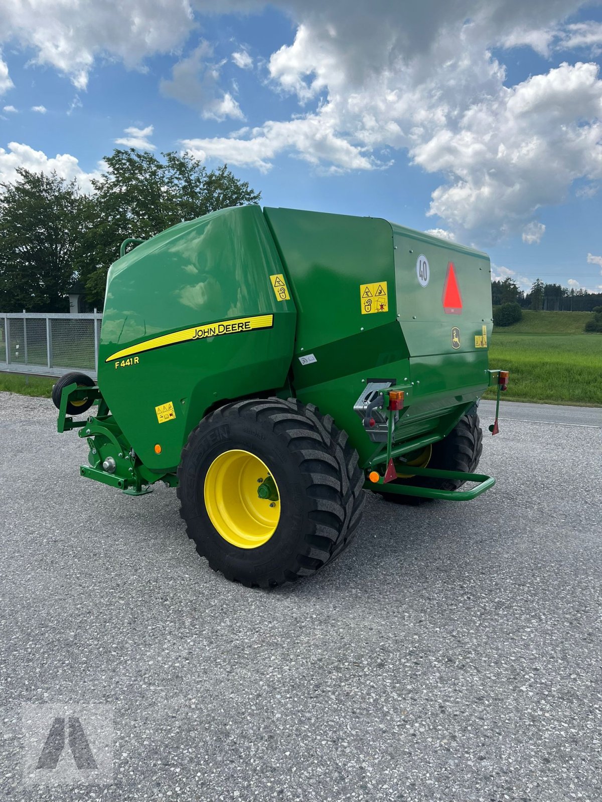 Rundballenpresse typu John Deere F441R, Gebrauchtmaschine v Antdorf (Obrázek 3)