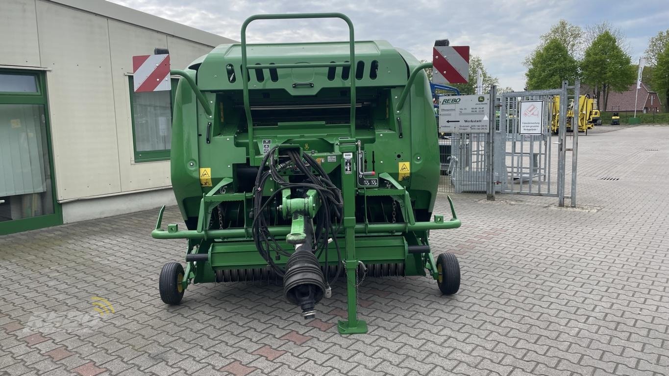 Rundballenpresse типа John Deere F441R, Gebrauchtmaschine в Aurich (Фотография 4)