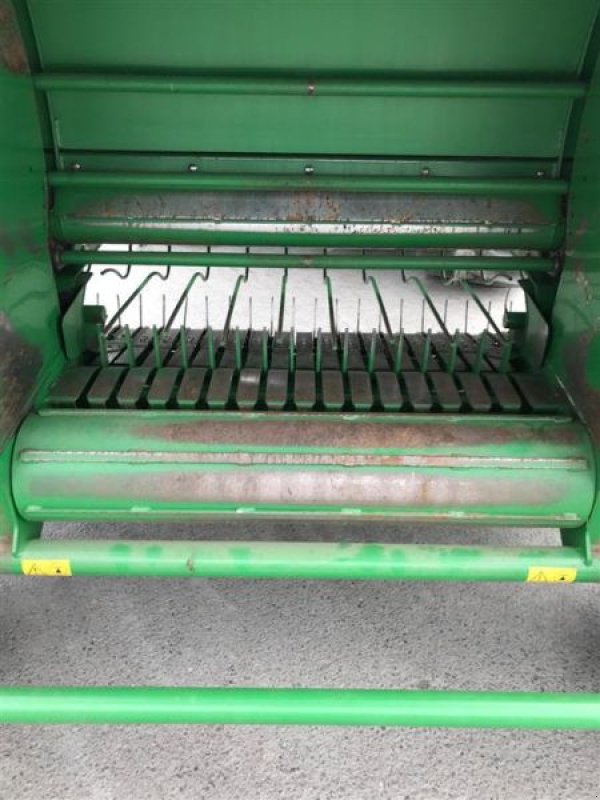 Rundballenpresse des Typs John Deere GEBR. PRESSE JOHN DEERE F 440E, Gebrauchtmaschine in Grimma (Bild 12)