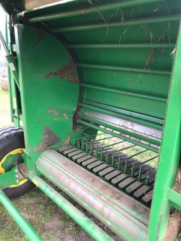 Rundballenpresse des Typs John Deere GEBR. PRESSE JOHN DEERE F 440E, Gebrauchtmaschine in Grimma (Bild 14)
