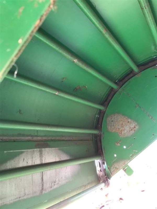 Rundballenpresse des Typs John Deere GEBR. PRESSE JOHN DEERE F 440E, Gebrauchtmaschine in Grimma (Bild 16)