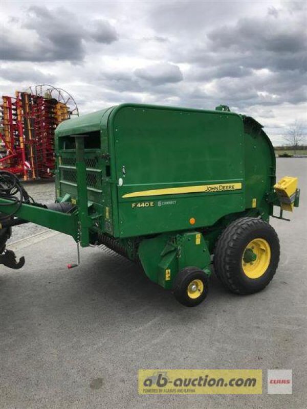 Rundballenpresse a típus John Deere GEBR. PRESSE JOHN DEERE F 440E, Gebrauchtmaschine ekkor: Grimma (Kép 17)