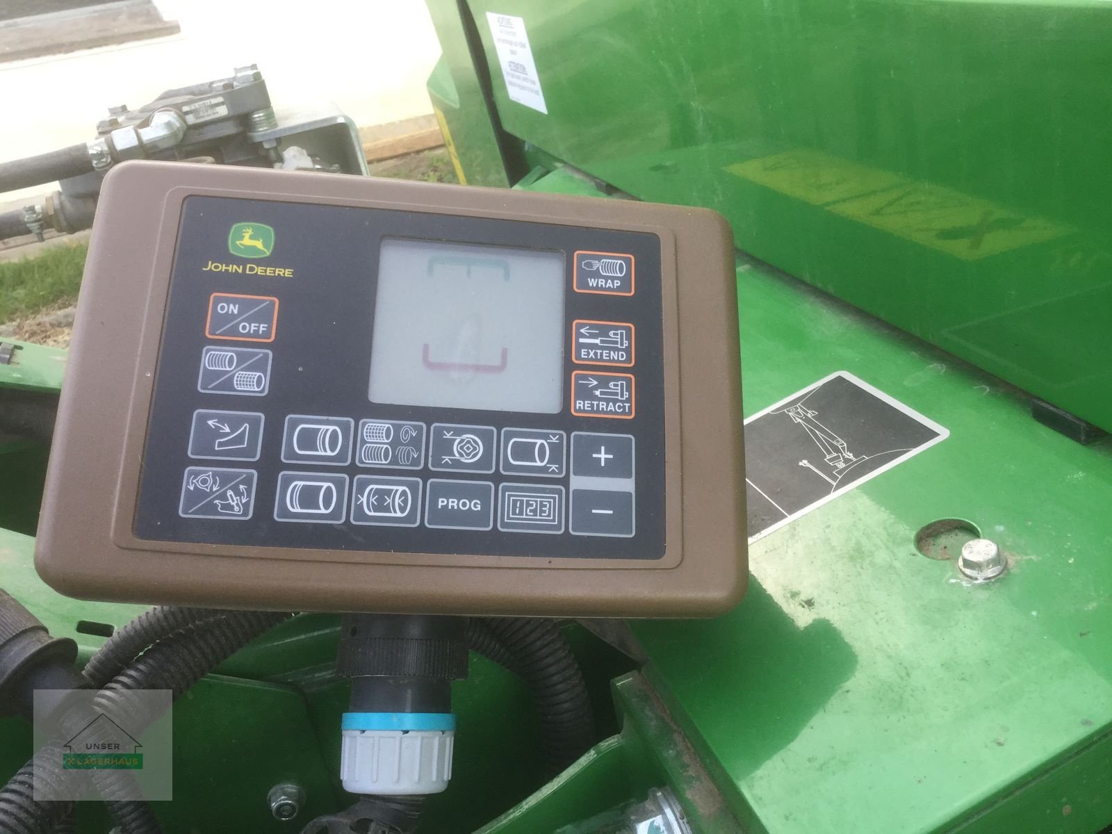 Rundballenpresse des Typs John Deere John Deere 451 M  -  Druckluft, Gebrauchtmaschine in Engerwitzdorf (Bild 4)