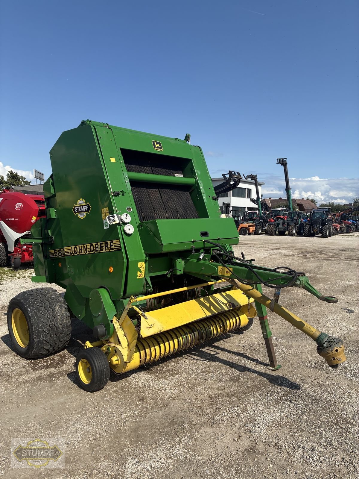 Rundballenpresse del tipo John Deere John Deere 580, Gebrauchtmaschine In Grafenstein (Immagine 1)