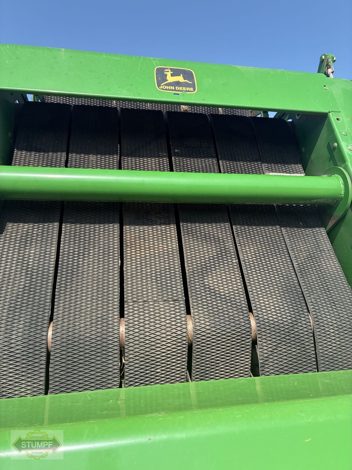 Rundballenpresse del tipo John Deere John Deere 580, Gebrauchtmaschine In Grafenstein (Immagine 3)
