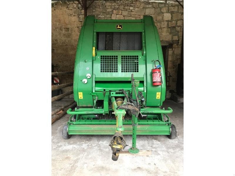 Rundballenpresse типа John Deere MAXICUT864, Gebrauchtmaschine в CHAUMONT (Фотография 1)