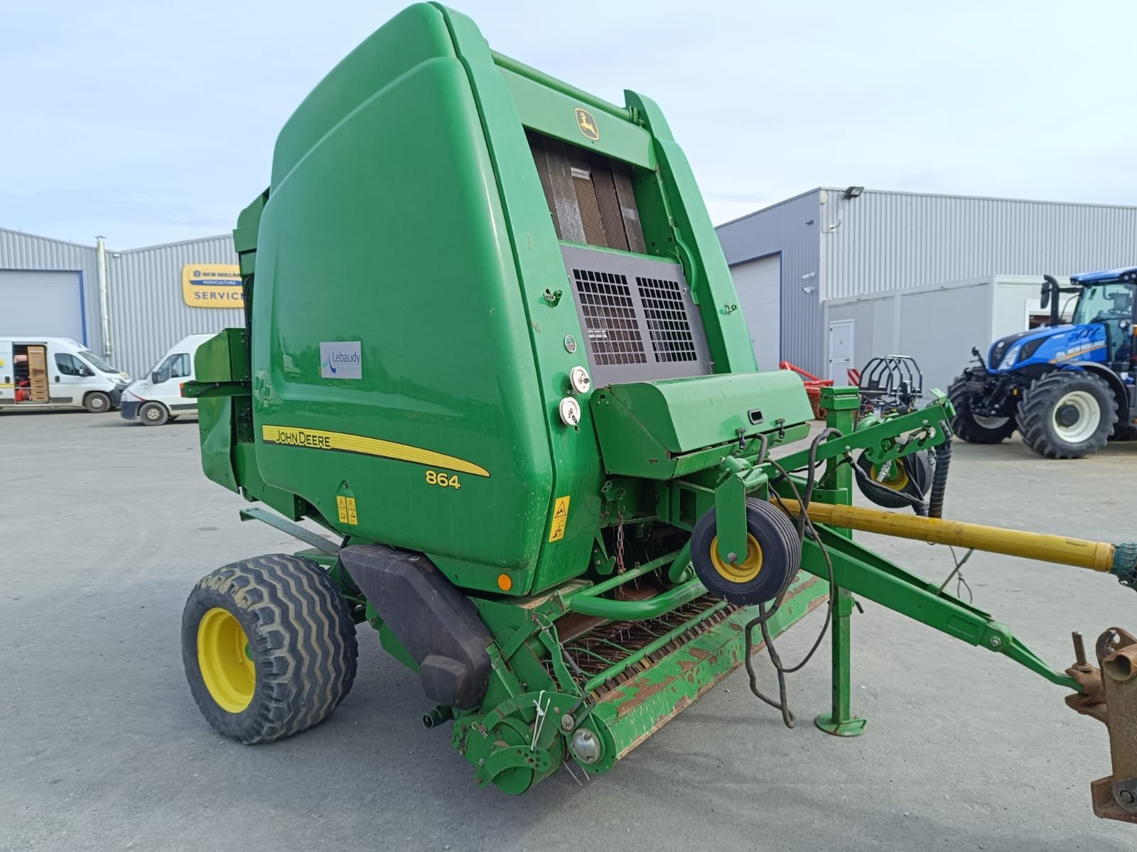 Rundballenpresse des Typs John Deere Presse à balles rondes 864 John Deere, Gebrauchtmaschine in Le Horps (Bild 2)