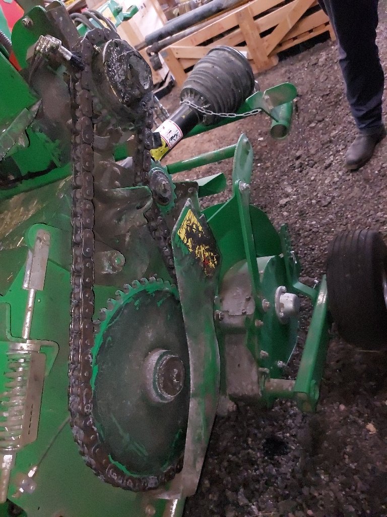 Rundballenpresse typu John Deere V 451 G RFF, Gebrauchtmaschine v DIFFENBACH-LES-HELLIMER (Obrázek 7)