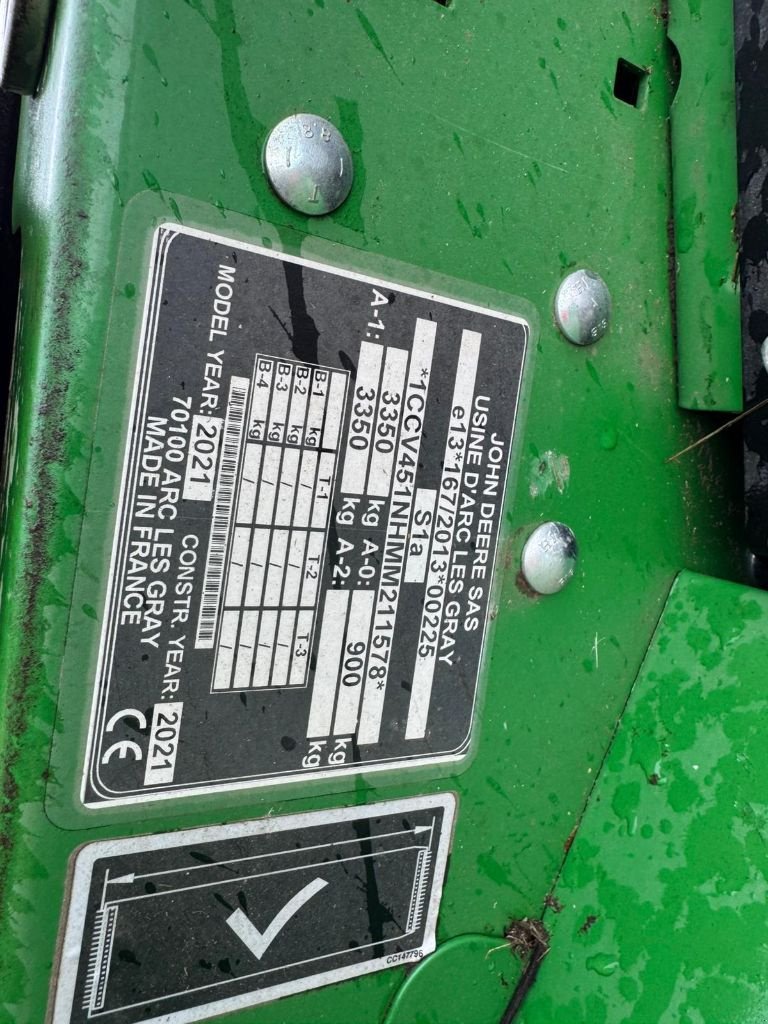 Rundballenpresse типа John Deere V 451 M MAXICUT 13 COUTEAUX, Gebrauchtmaschine в MEYMAC (Фотография 8)