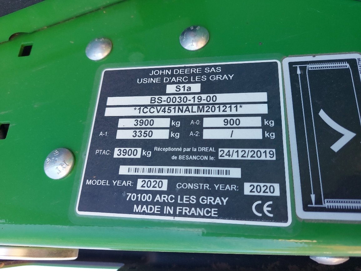 Rundballenpresse van het type John Deere V 451 M, Gebrauchtmaschine in LACAPELLE-MARIVAL (Foto 7)