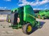 Rundballenpresse des Typs John Deere V451M, Neumaschine in Cham (Bild 3)