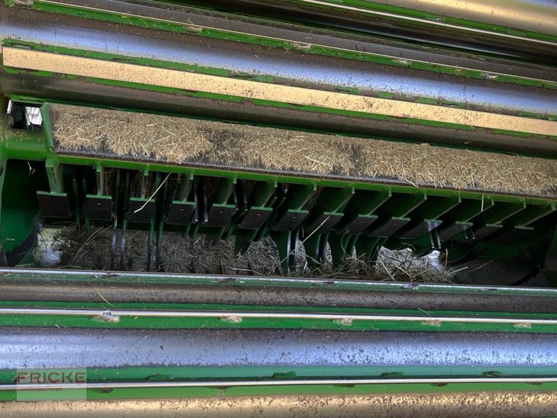 Rundballenpresse za tip John Deere V451M, Gebrauchtmaschine u Bockel - Gyhum (Slika 15)