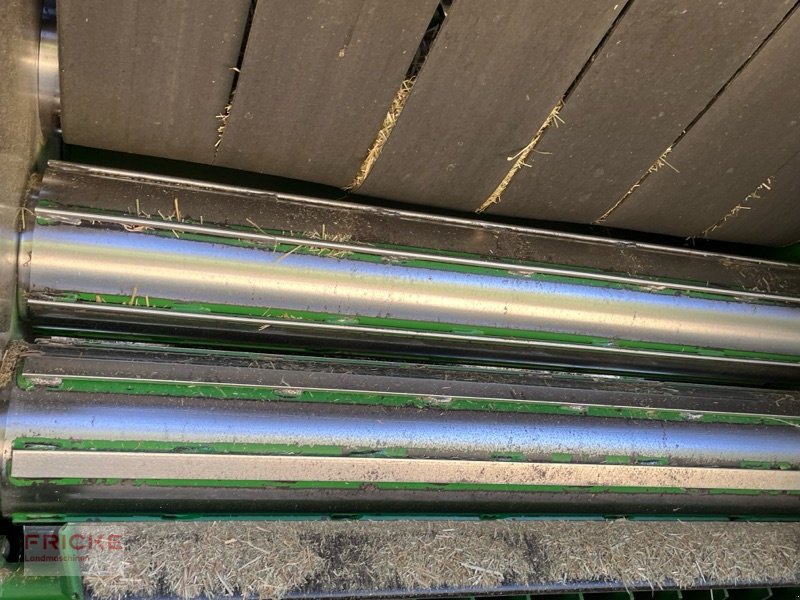 Rundballenpresse του τύπου John Deere V451M, Gebrauchtmaschine σε Bockel - Gyhum (Φωτογραφία 16)