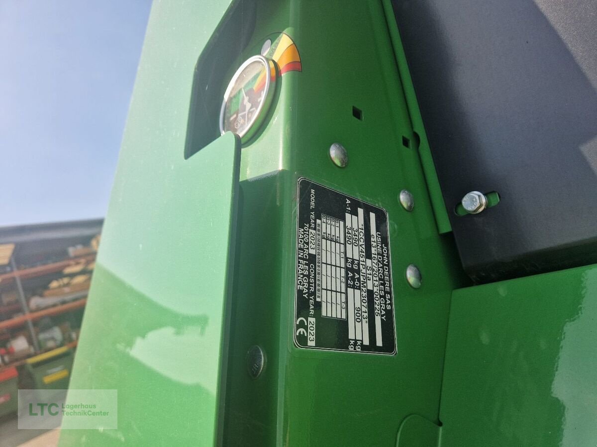 Rundballenpresse des Typs John Deere V451M, Neumaschine in Korneuburg (Bild 13)