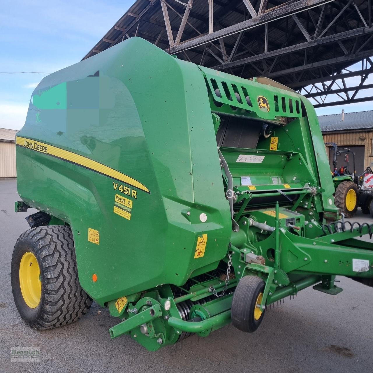 Rundballenpresse za tip John Deere V451R, Gebrauchtmaschine u Drebach (Slika 2)